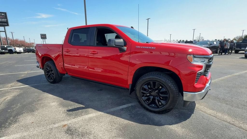 2025 Chevrolet Silverado 1500 LT (2FL)