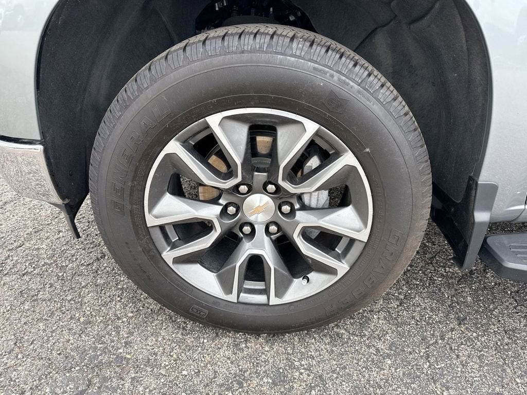 2025 Chevrolet Silverado 1500 LT (2FL)