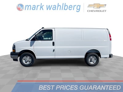 2025 Chevrolet Express Cargo WT