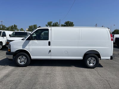 2025 Chevrolet Express Cargo WT
