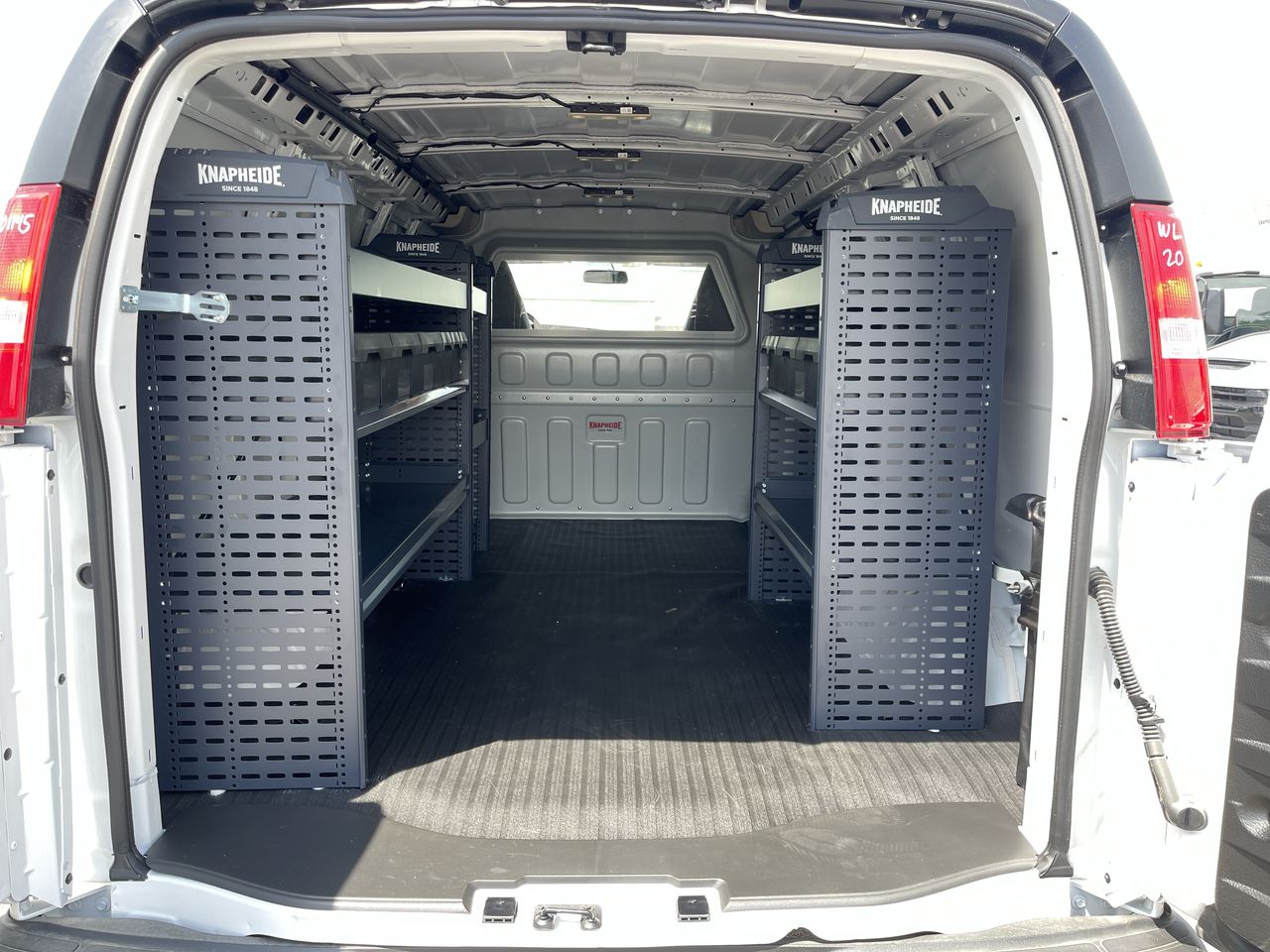 2025 Chevrolet Express Cargo WT