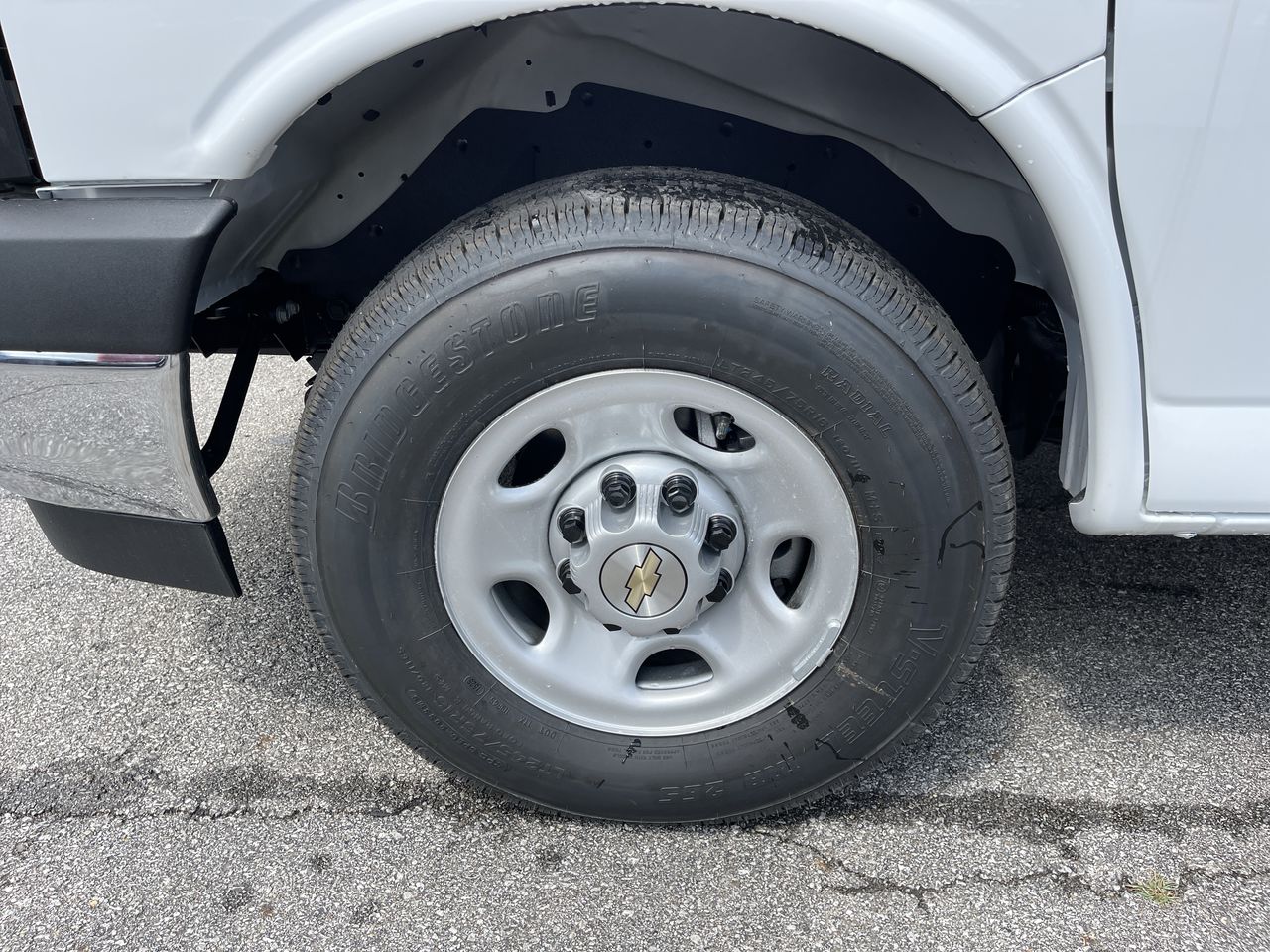 2025 Chevrolet Express Cargo 2500 WT