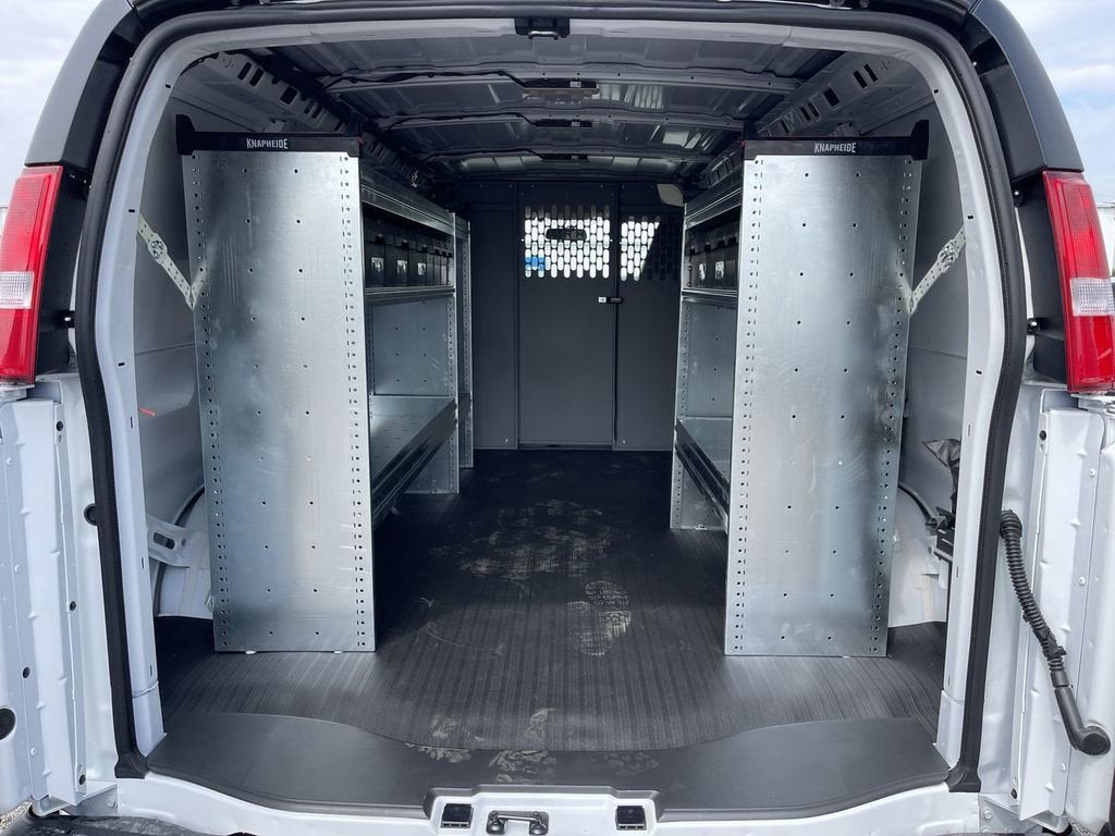 2025 Chevrolet Express Cargo 2500 WT