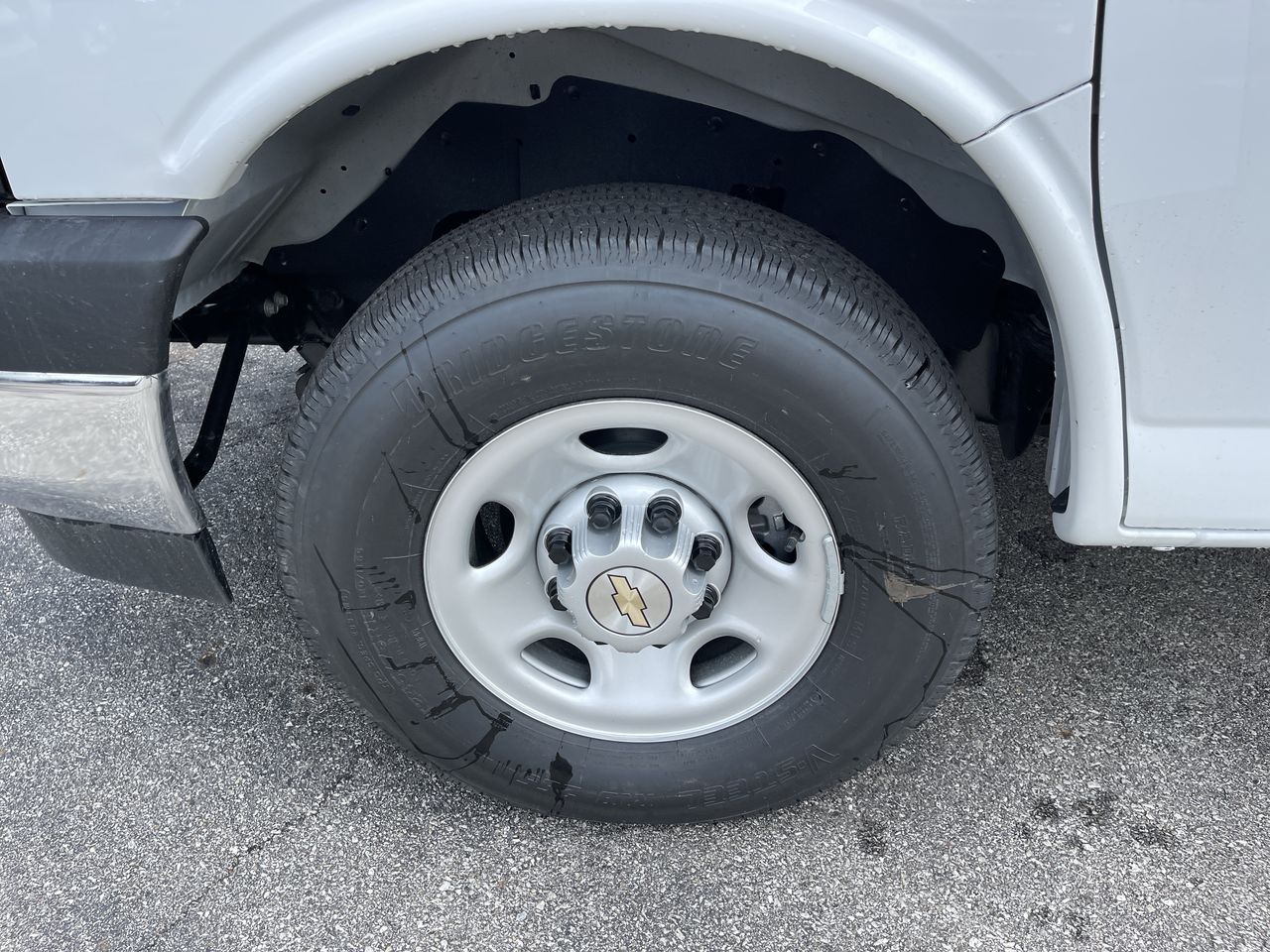 2025 Chevrolet Express Cargo 2500 WT