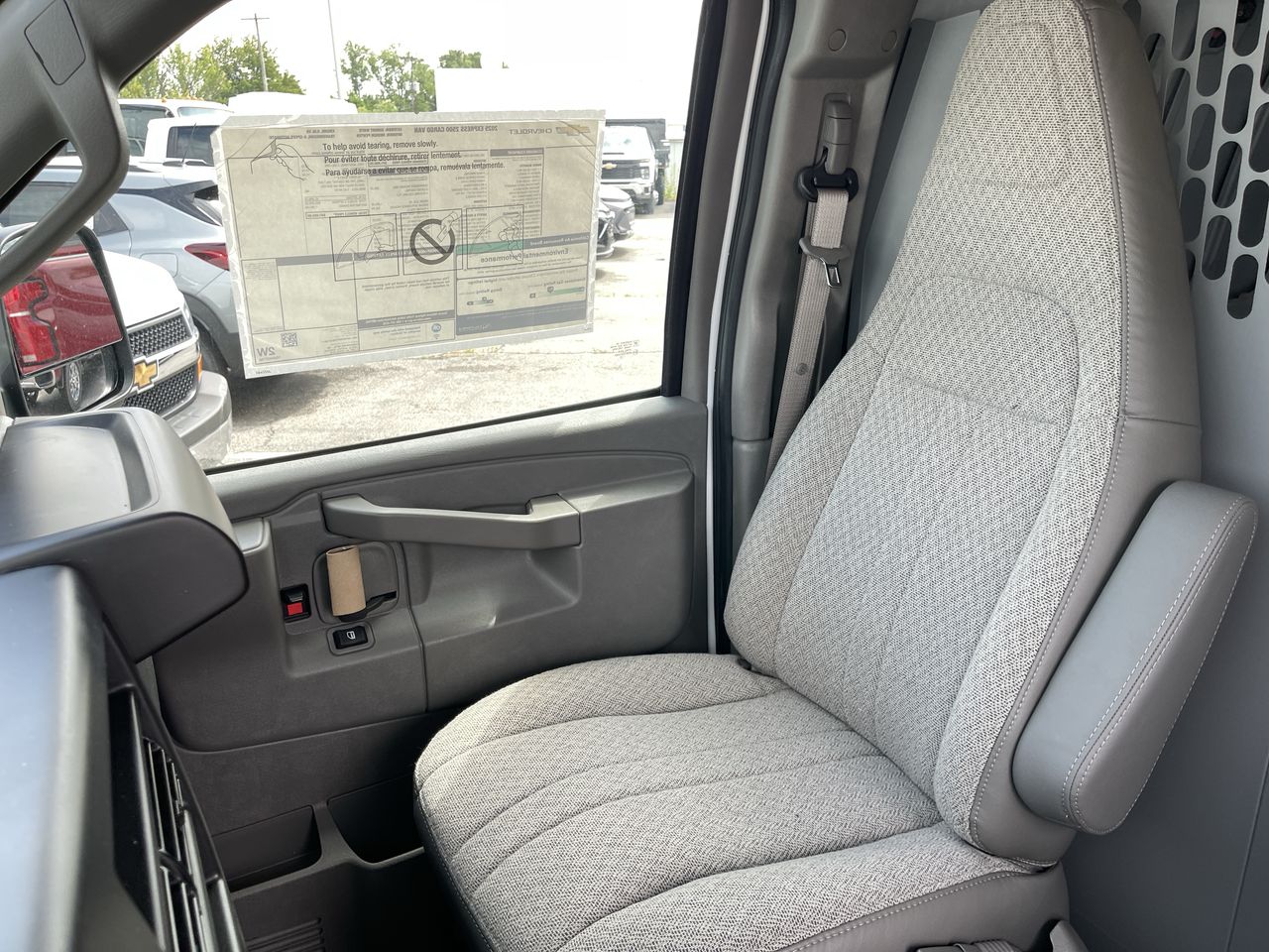 2025 Chevrolet Express Cargo 2500 WT