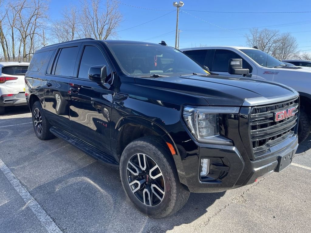 2022 GMC Yukon XL AT4