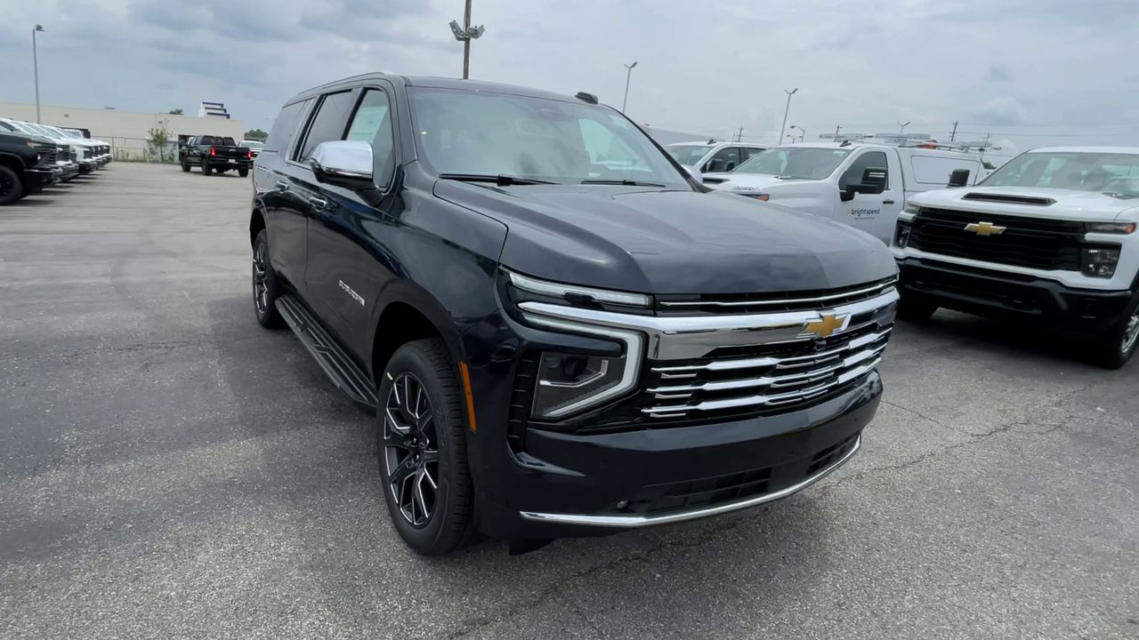 2025 Chevrolet Suburban Premier
