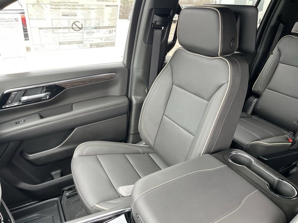 2025 Chevrolet Suburban Premier