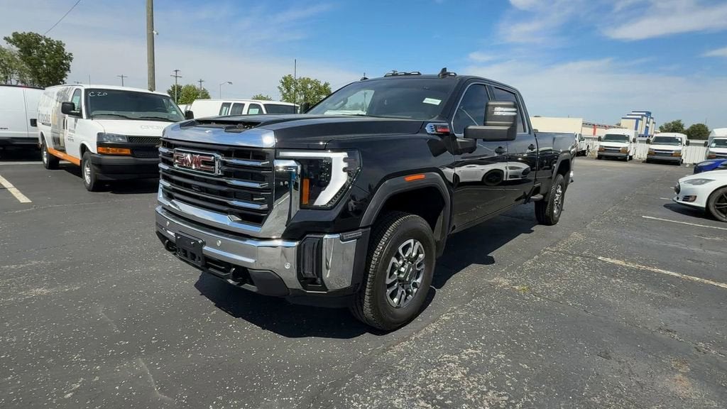 2025 GMC Sierra 3500 HD SLE