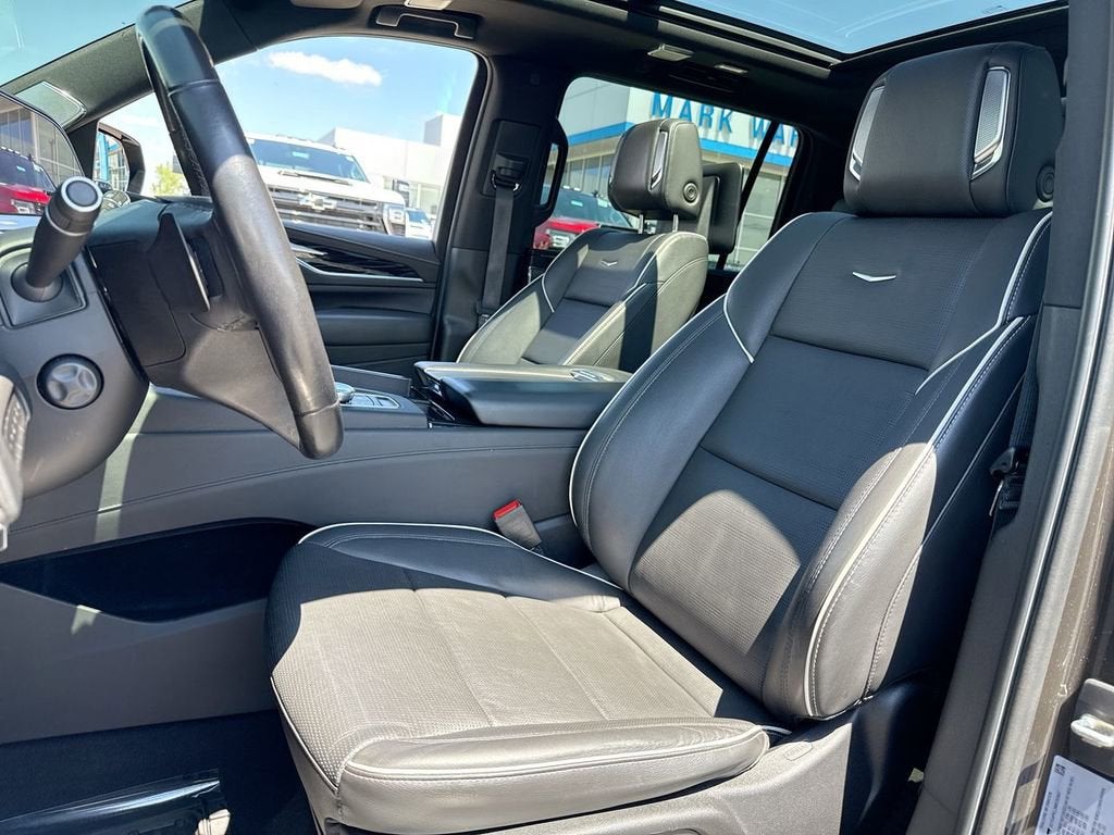2021 Cadillac Escalade ESV Sport
