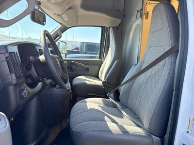 2026 Chevrolet Express Cutaway 3500 1WT