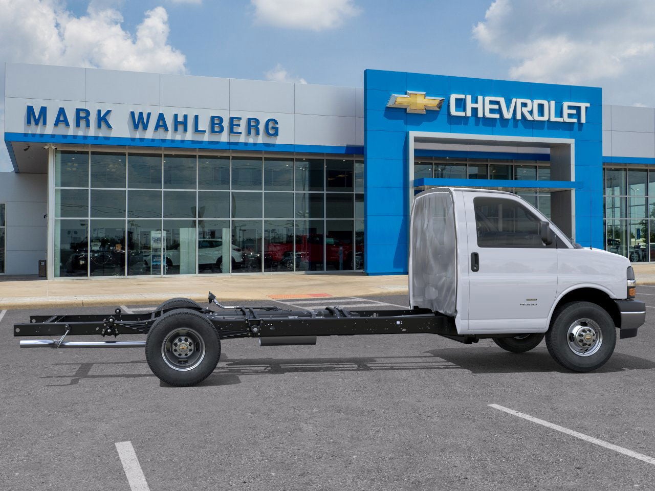 2025 Chevrolet Express Cutaway 3500 1WT