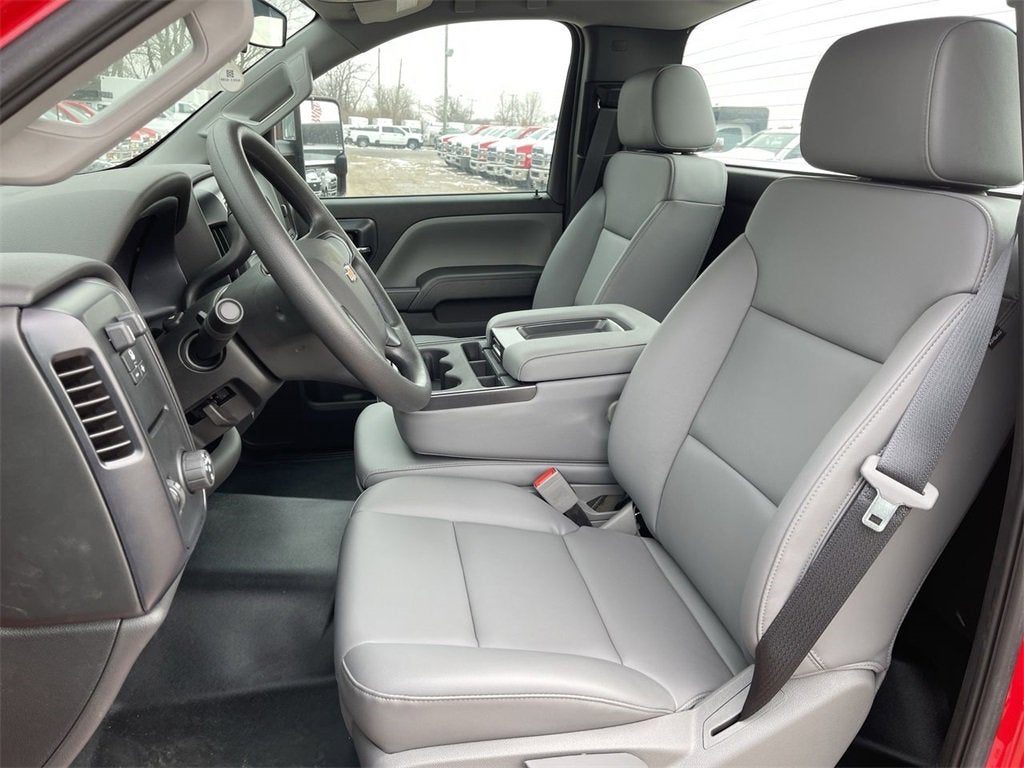 2024 Chevrolet Silverado 5500 HD Work Truck