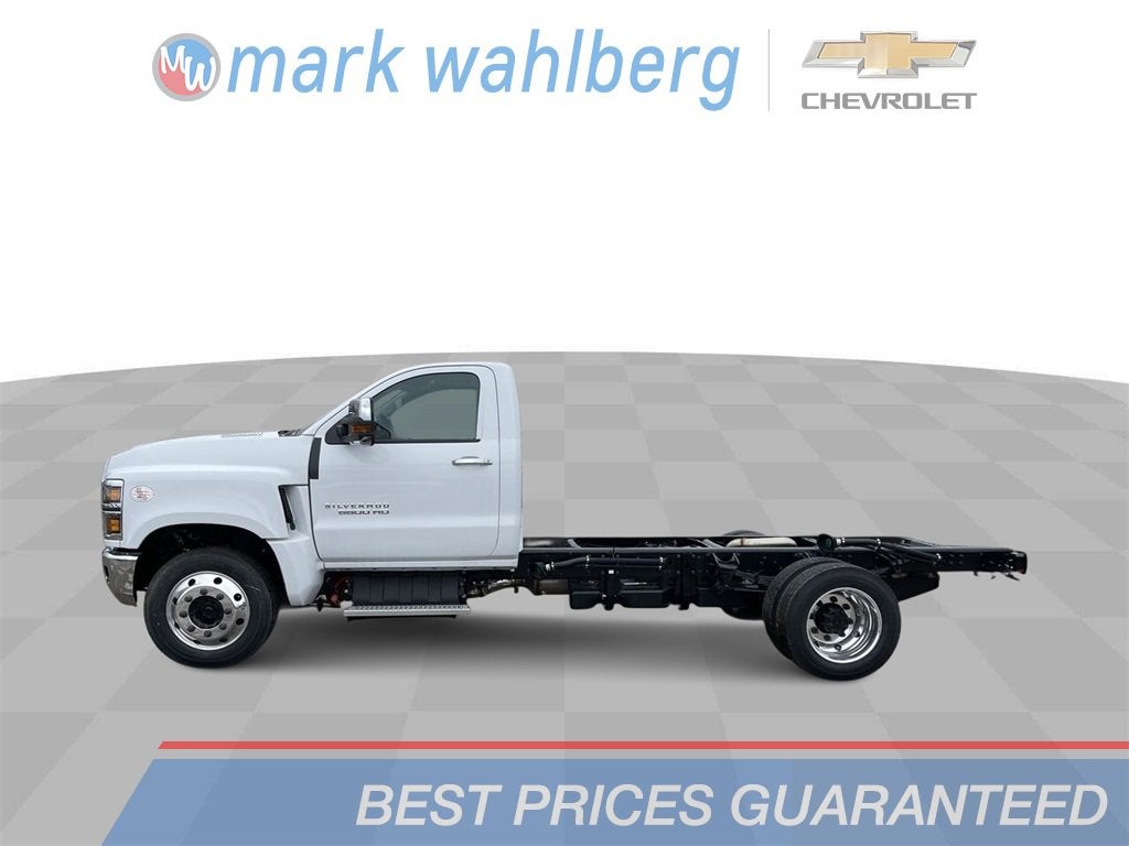 2024 Chevrolet Silverado 5500 HD Work Truck