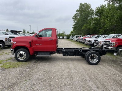 2024 Chevrolet Silverado 6500 HD Work Truck