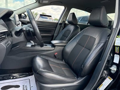 2021 Nissan Altima SR FWD