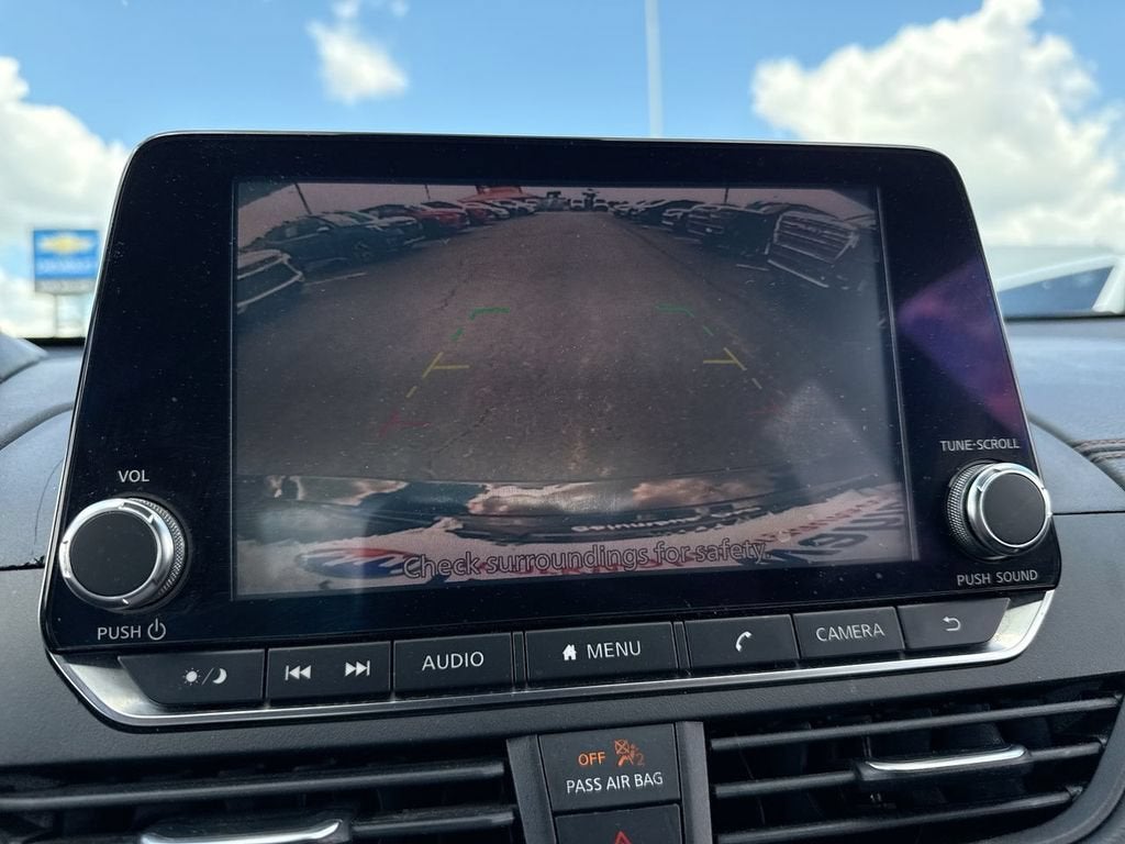 2021 Nissan Altima SR FWD