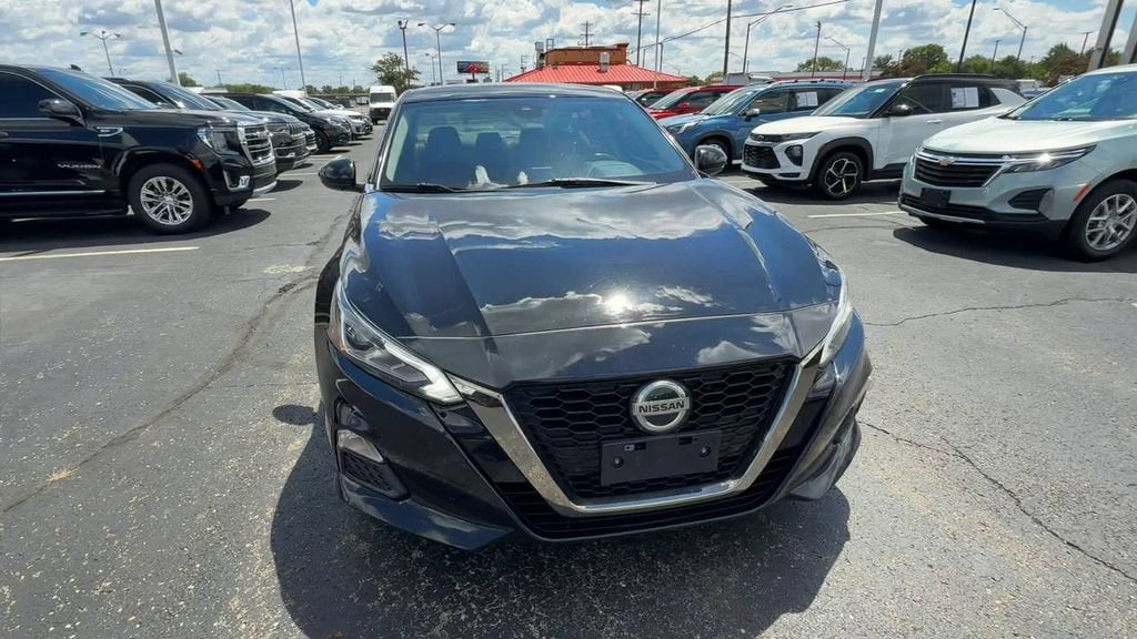 2021 Nissan Altima SR FWD