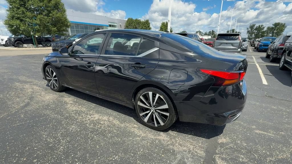 2021 Nissan Altima SR FWD