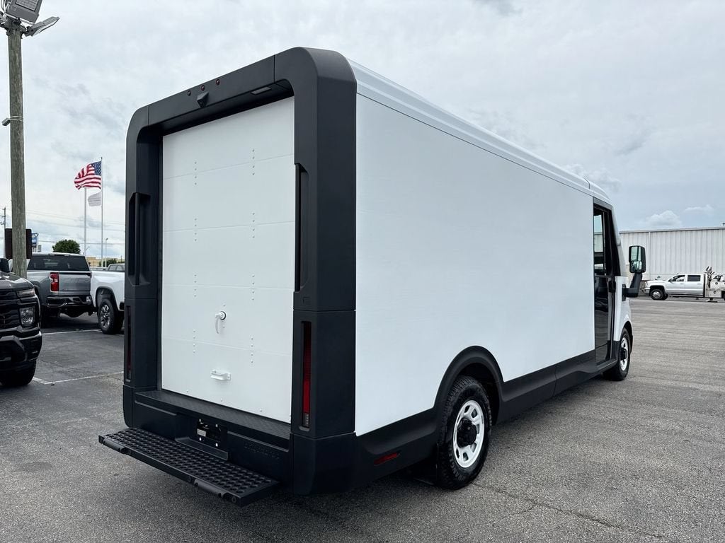 2024 BrightDrop Zevo 600 EJY