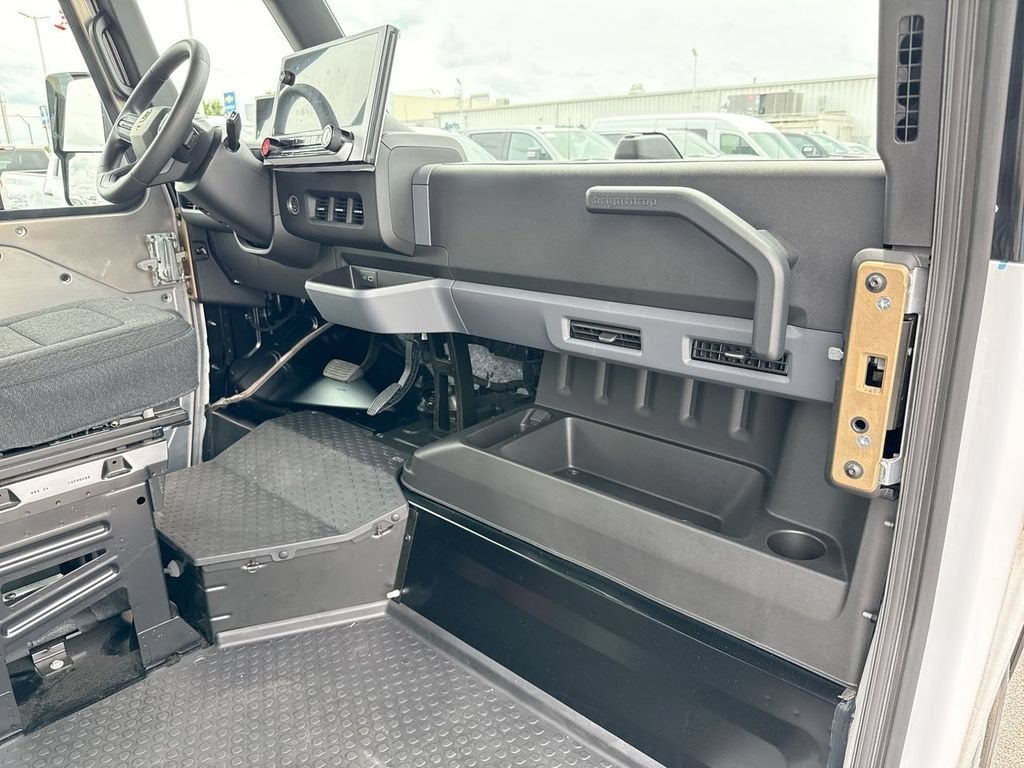2024 BrightDrop Zevo 600 EJY