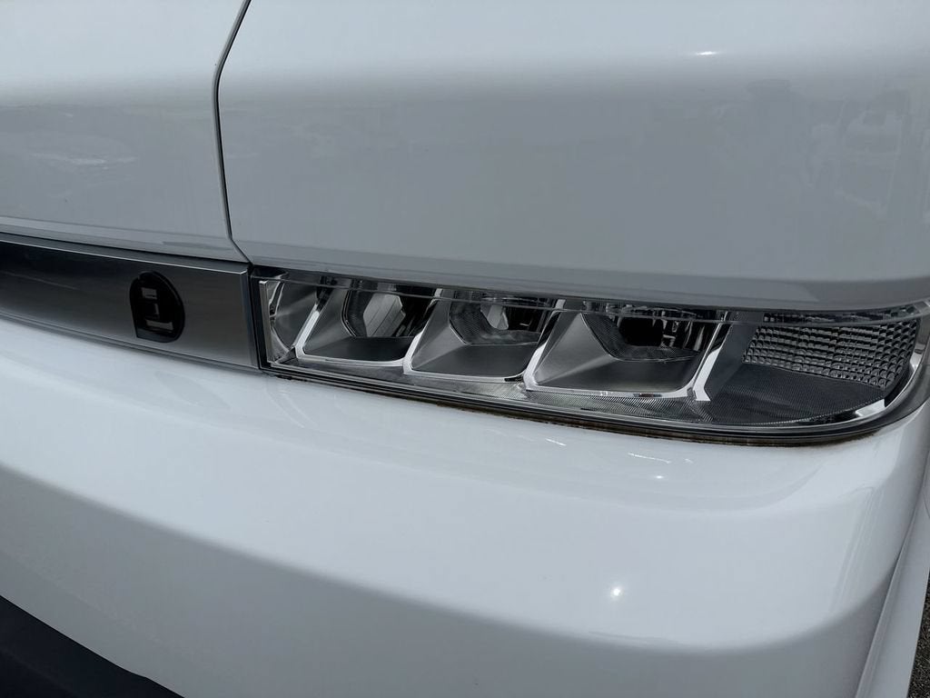 2024 BrightDrop Zevo 600 EJY