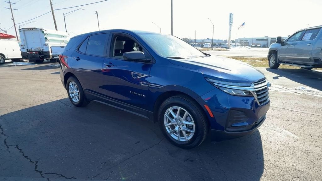 2022 Chevrolet Equinox LS