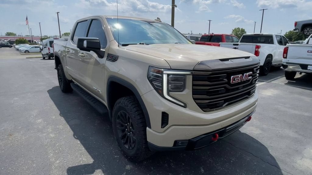 2023 GMC Sierra 1500 AT4X