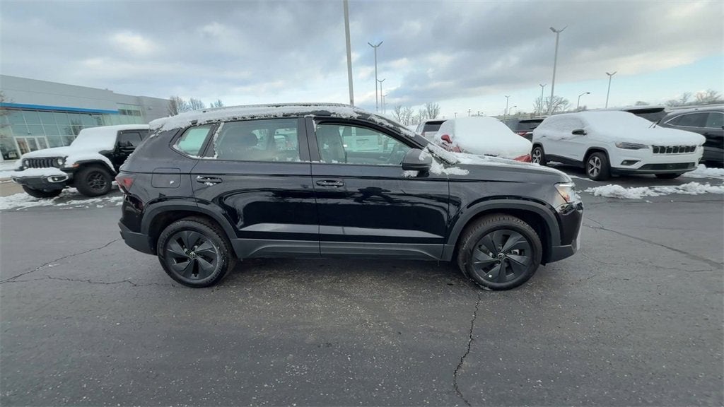 2025 Volkswagen Taos S