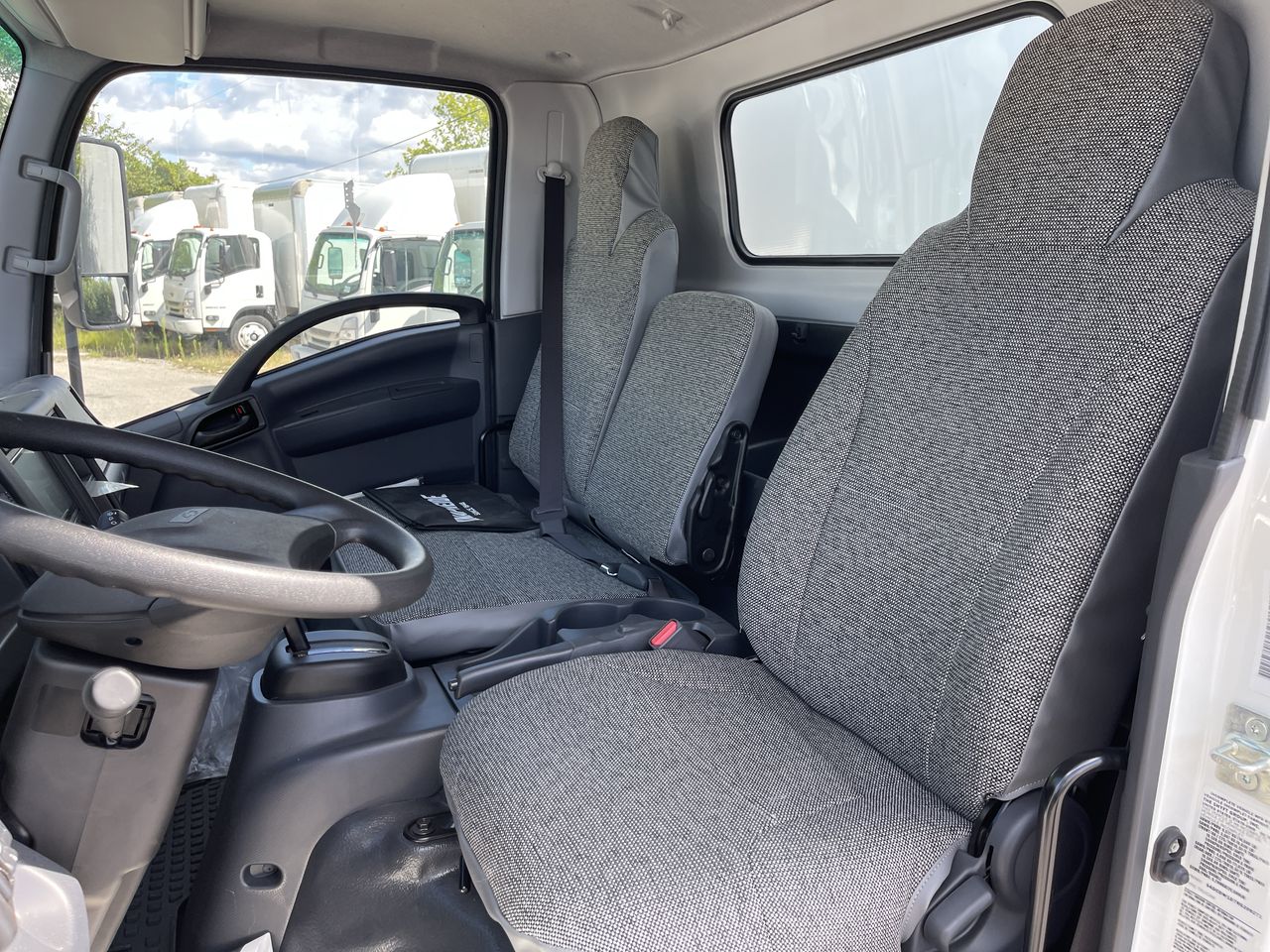 2024 Chevrolet Low Cab Forward 4500 HG 4500