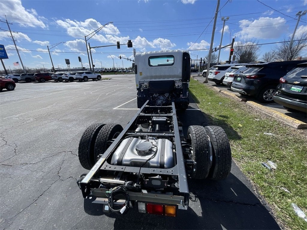 2024 Chevrolet Low Cab Forward 4500 4500