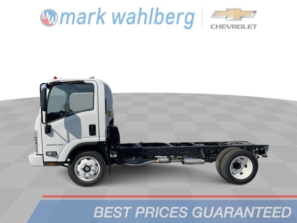 2024 Chevrolet Low Cab Forward 5500 XG 5500