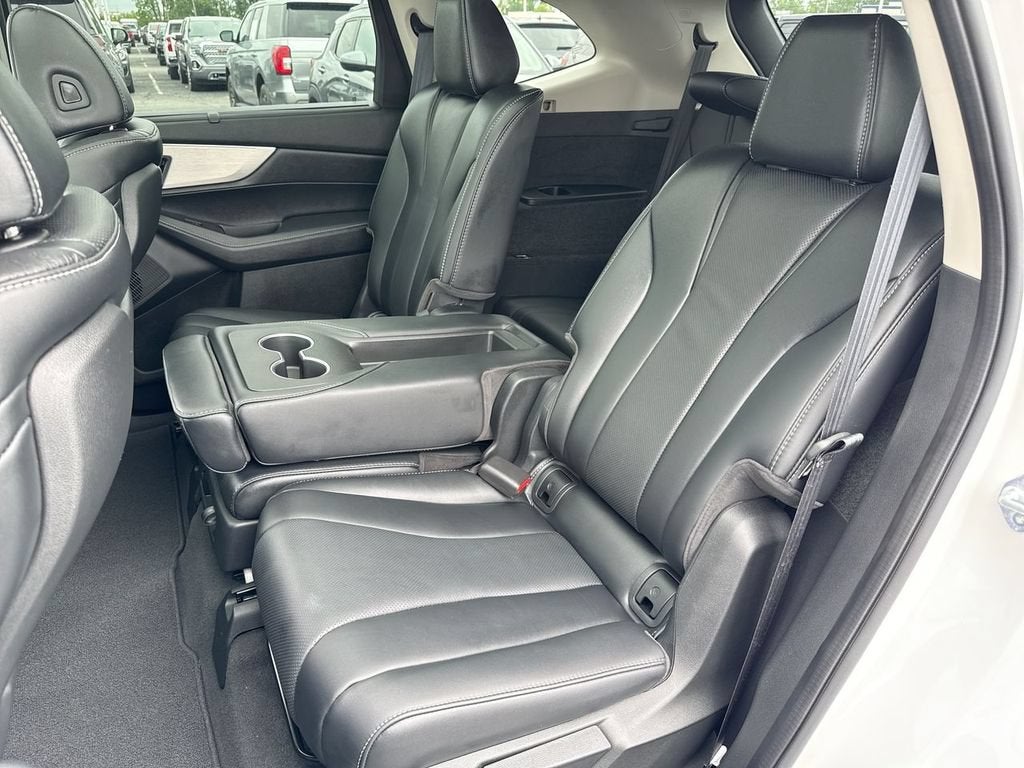 2023 Acura MDX w/Technology Package