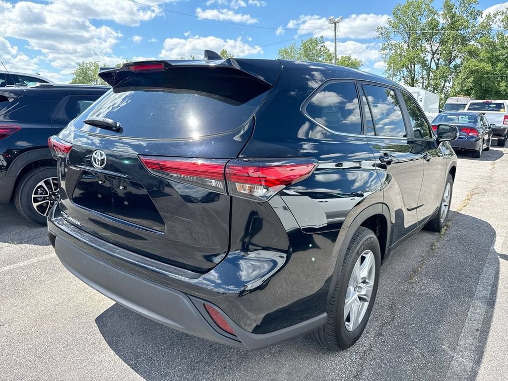 2023 Toyota Highlander L