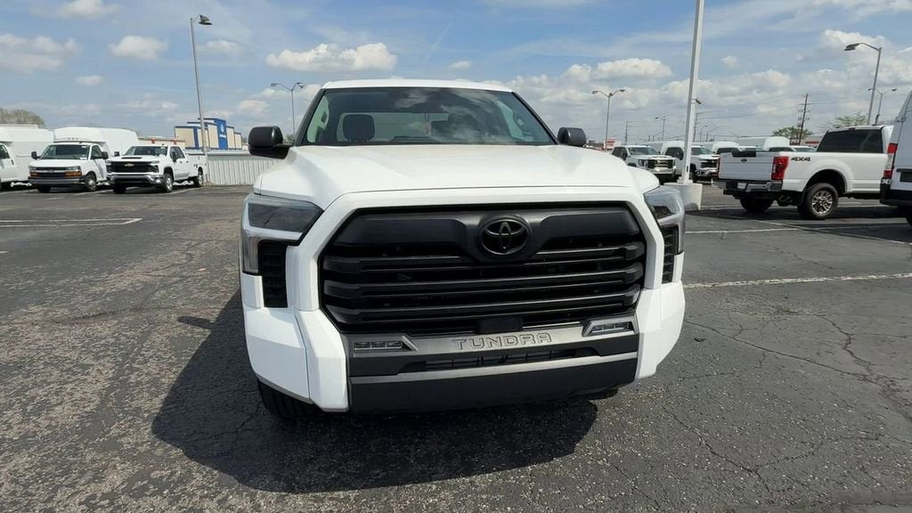 2024 Toyota Tundra 4WD SR5