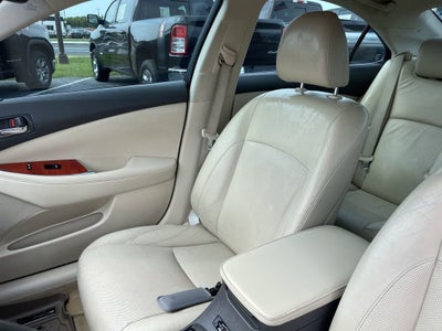 2011 Lexus ES 350 4dr Sdn