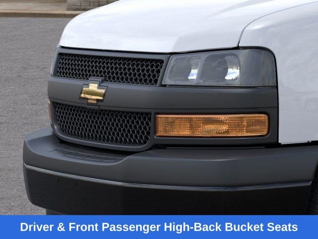 2025 Chevrolet Express Cargo WT