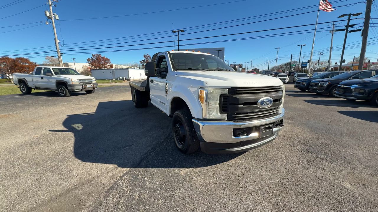 2017 Ford Super Duty F-350 DRW XLT
