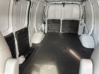 2025 Chevrolet Express Cargo WT