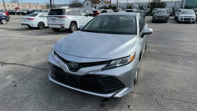 2019 Toyota Camry Hybrid LE