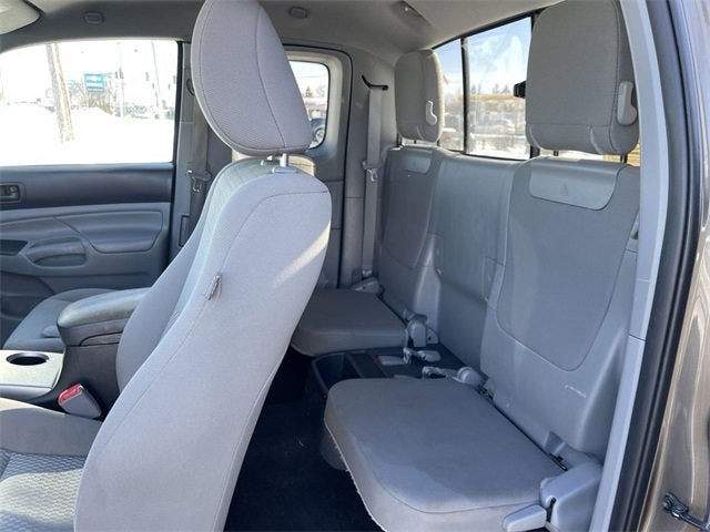 2014 Toyota Tacoma 4WD Access Cab Standard Bed I4 Manual (Natl)