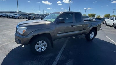2014 Toyota Tacoma 4WD Access Cab Standard Bed I4 Manual (Natl)