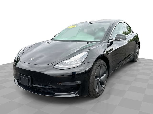 2019 Tesla Model 3 Long Range in Black — front three-quarter view